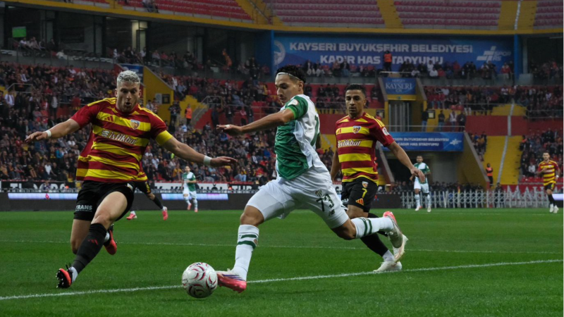 Bursaspor, lideri devirdi kendine geldi