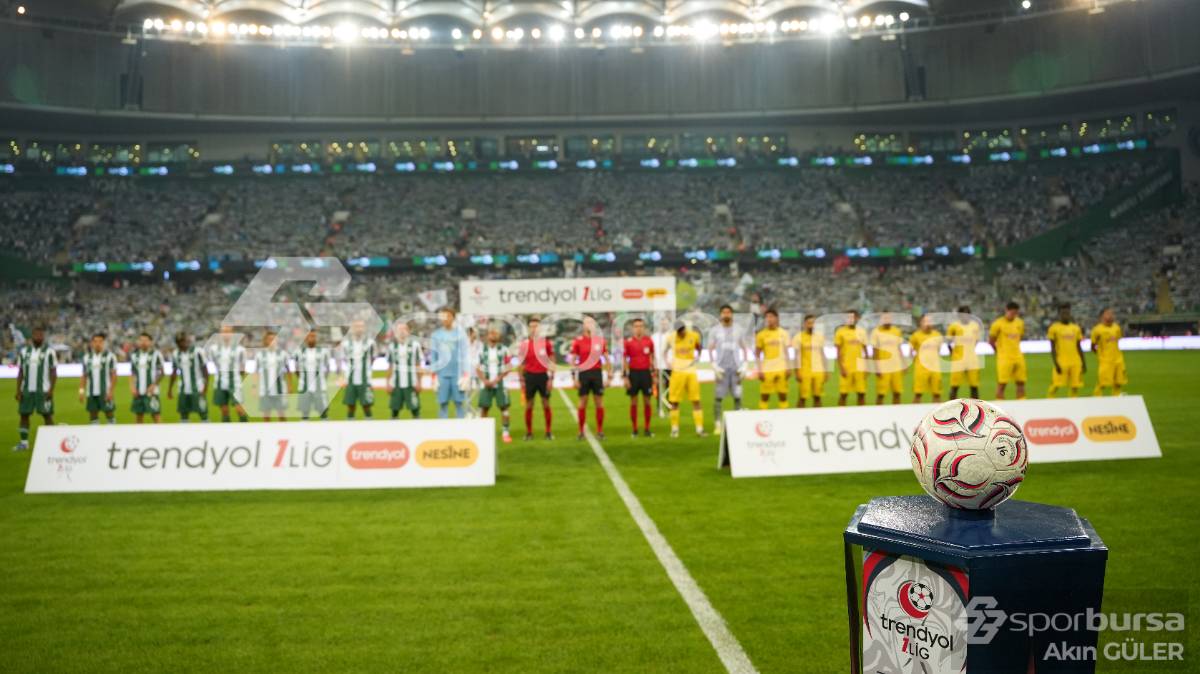 BURSASPOR - İSTANBULSPOR MAÇI FOTOĞRAFLARI