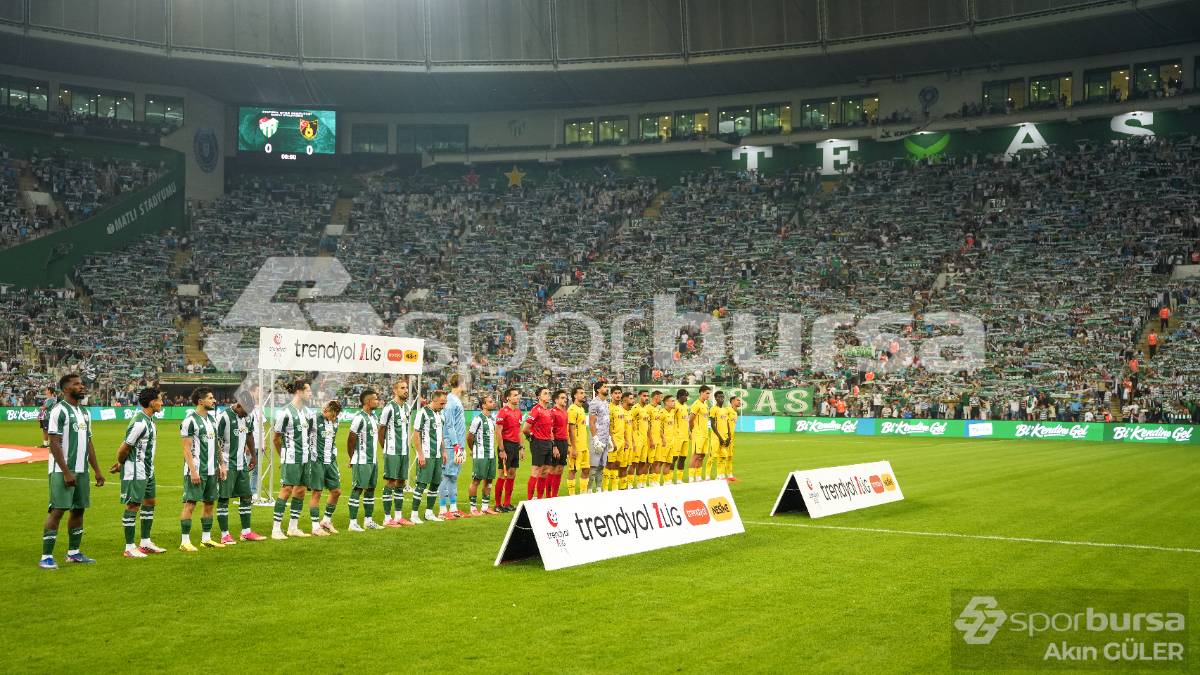 BURSASPOR - İSTANBULSPOR MAÇI FOTOĞRAFLARI