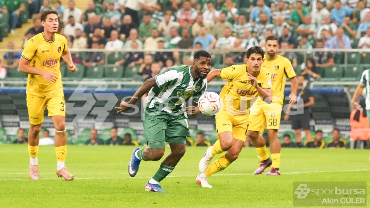 BURSASPOR - İSTANBULSPOR MAÇI FOTOĞRAFLARI