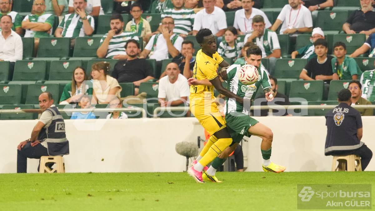 BURSASPOR - İSTANBULSPOR MAÇI FOTOĞRAFLARI