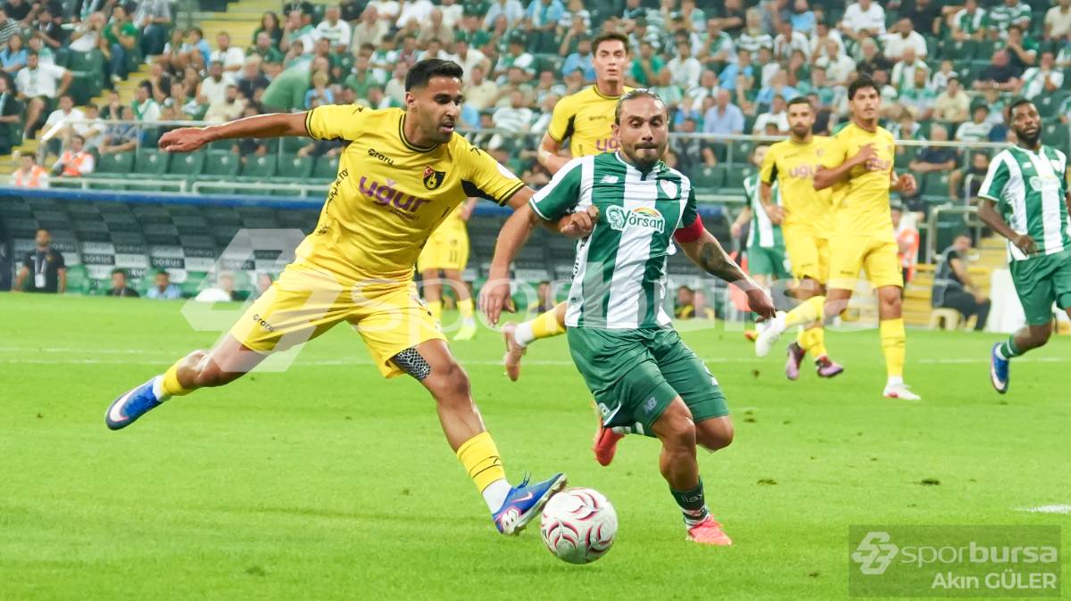 BURSASPOR - İSTANBULSPOR MAÇI FOTOĞRAFLARI