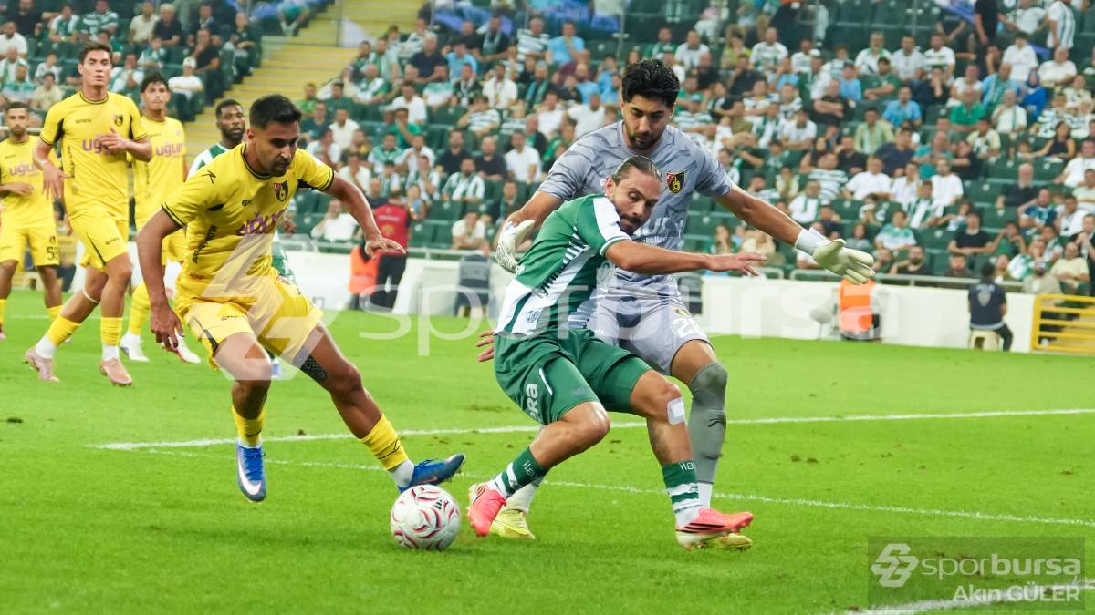 BURSASPOR - İSTANBULSPOR MAÇI FOTOĞRAFLARI