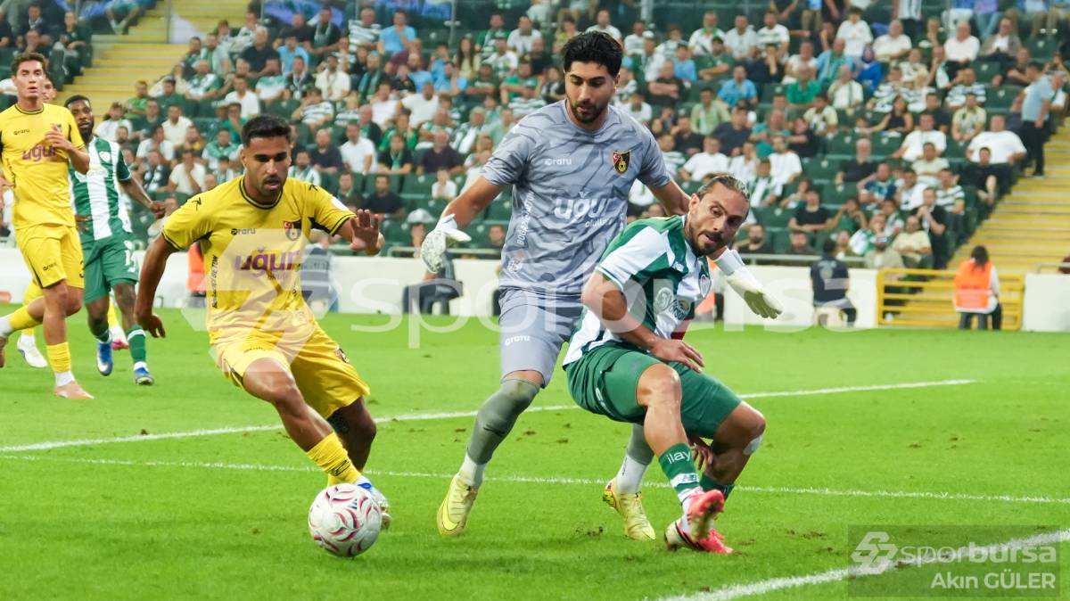 BURSASPOR - İSTANBULSPOR MAÇI FOTOĞRAFLARI