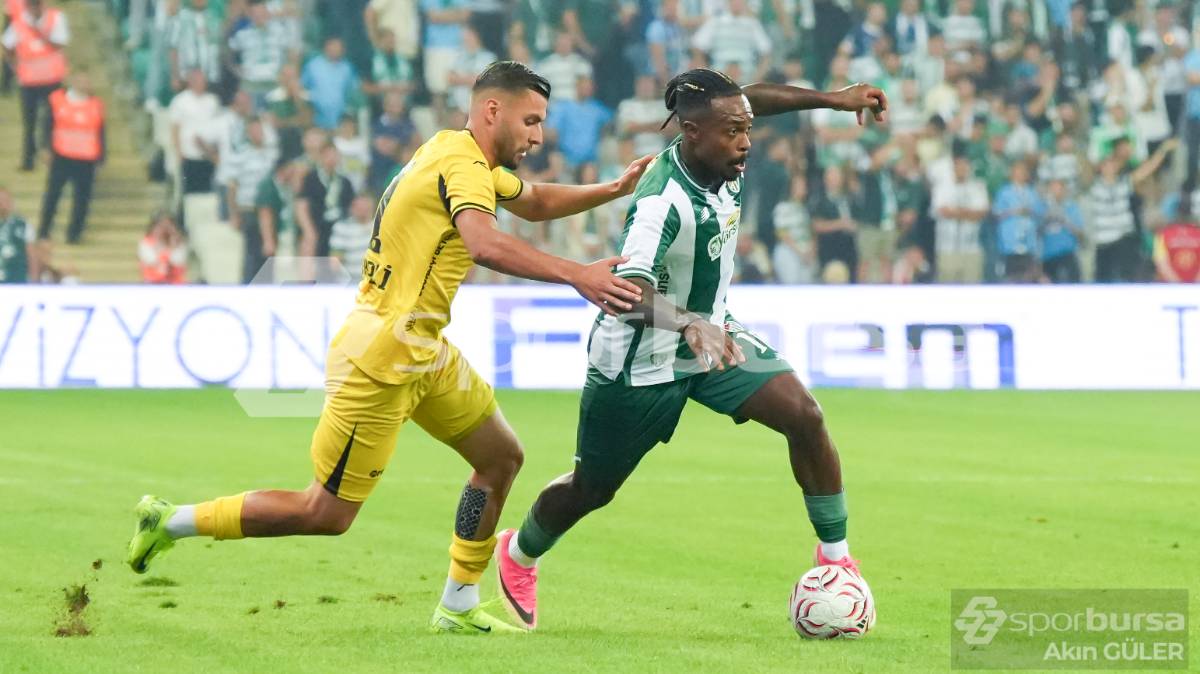 BURSASPOR - İSTANBULSPOR MAÇI FOTOĞRAFLARI