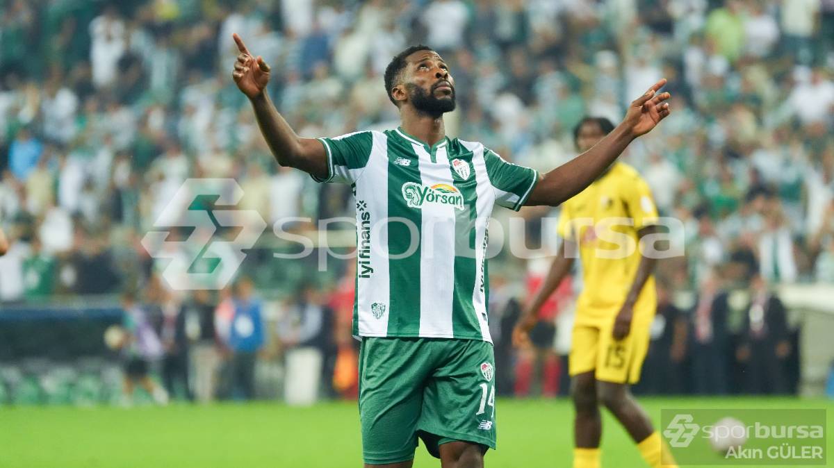 BURSASPOR - İSTANBULSPOR MAÇI FOTOĞRAFLARI