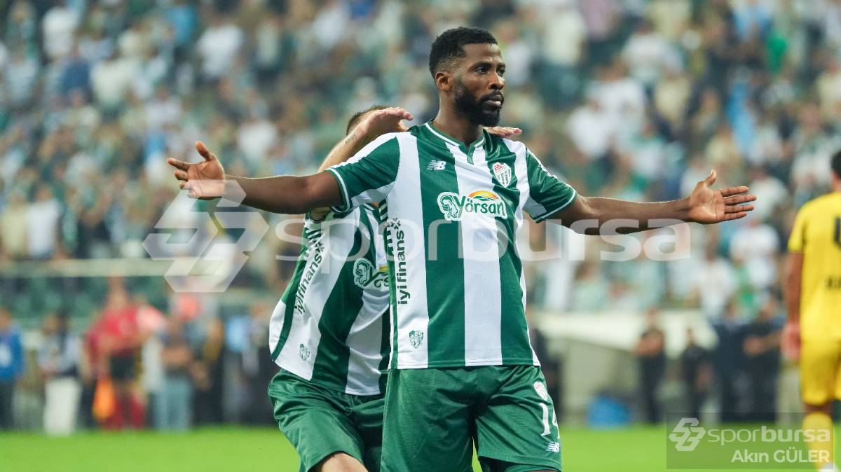 BURSASPOR - İSTANBULSPOR MAÇI FOTOĞRAFLARI