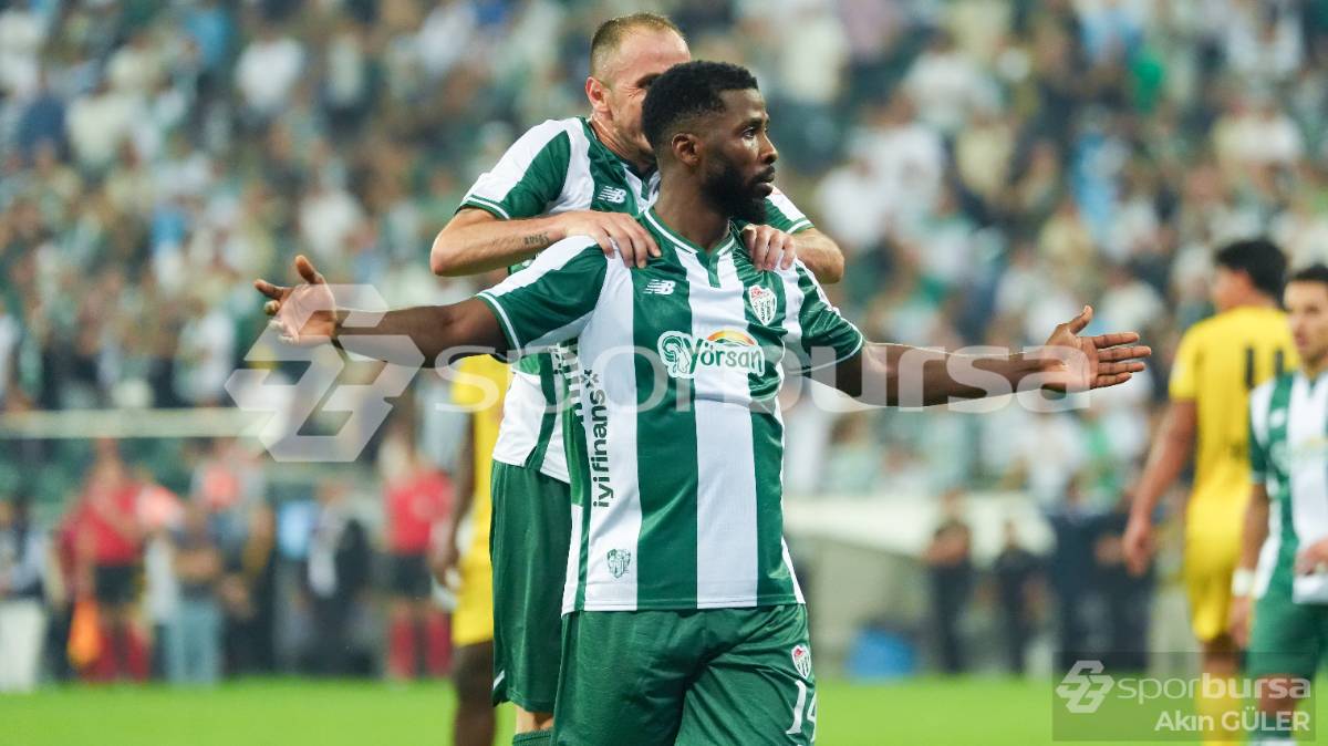BURSASPOR - İSTANBULSPOR MAÇI FOTOĞRAFLARI