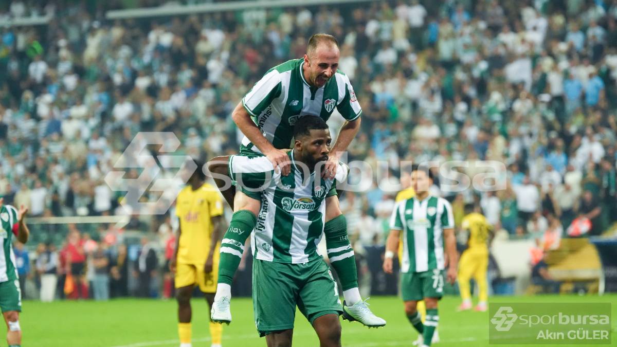 BURSASPOR - İSTANBULSPOR MAÇI FOTOĞRAFLARI