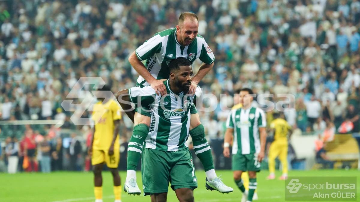 BURSASPOR - İSTANBULSPOR MAÇI FOTOĞRAFLARI