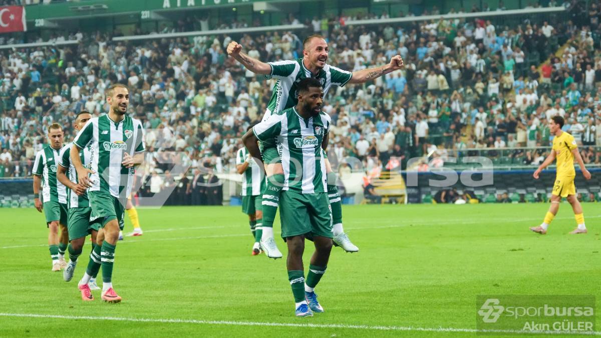 BURSASPOR - İSTANBULSPOR MAÇI FOTOĞRAFLARI