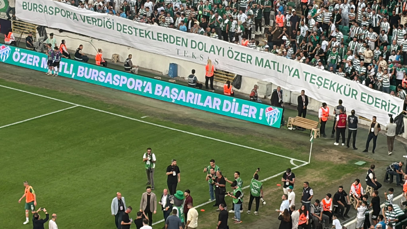 Başkan Çelik’ten Özer Matlı’ya teşekkür plaketi, Teksas Matlı’ya pankart açtı!