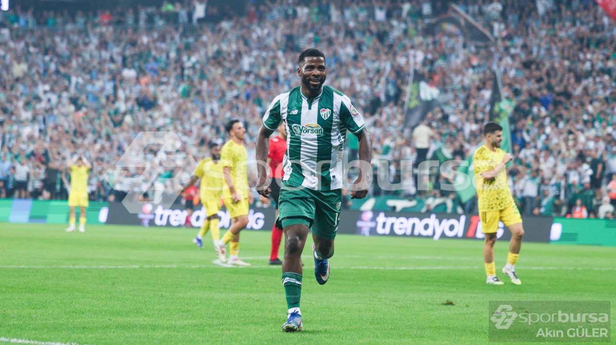 BURSASPOR -  ESENLER EROKSPOR MAÇ FOTOĞRAFLARI