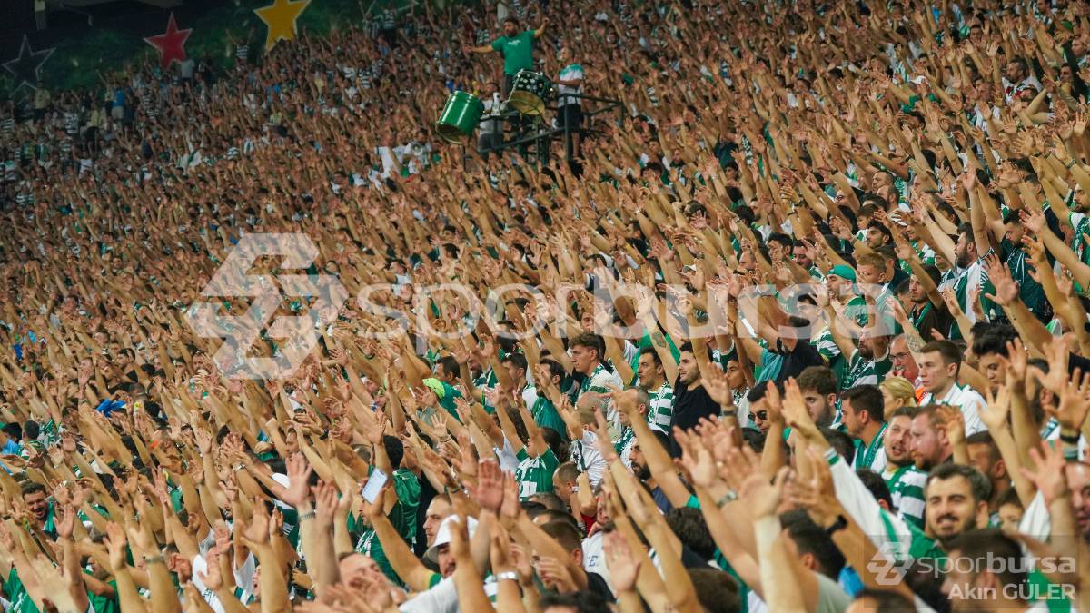 BURSASPOR -  ESENLER EROKSPOR MAÇ FOTOĞRAFLARI