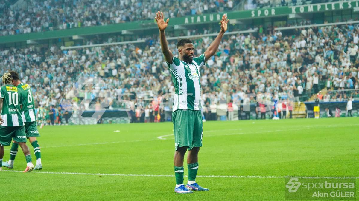 BURSASPOR -  ESENLER EROKSPOR MAÇ FOTOĞRAFLARI
