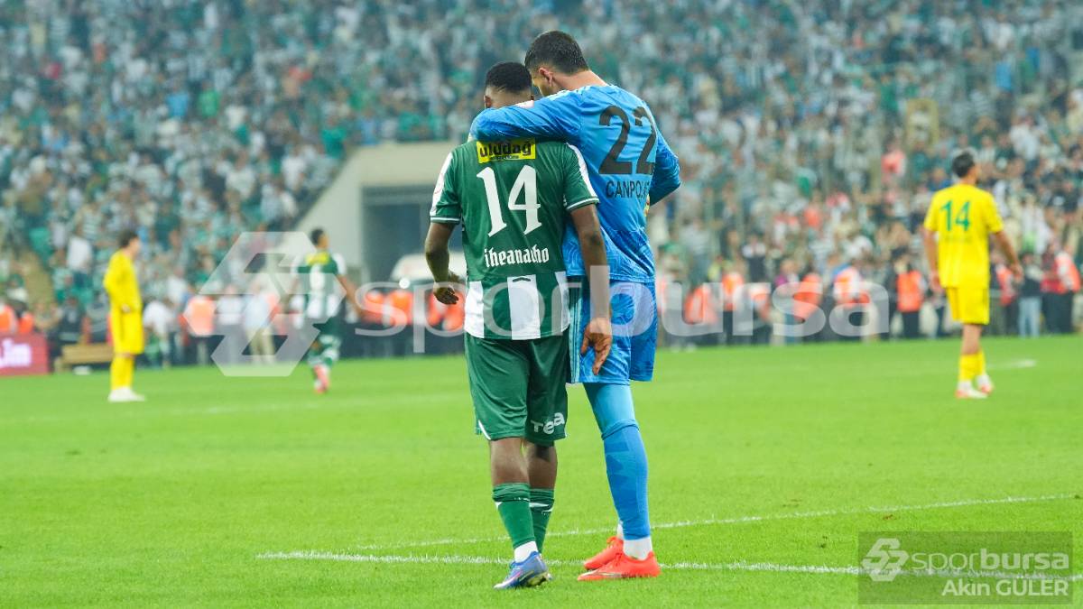 BURSASPOR -  ESENLER EROKSPOR MAÇ FOTOĞRAFLARI