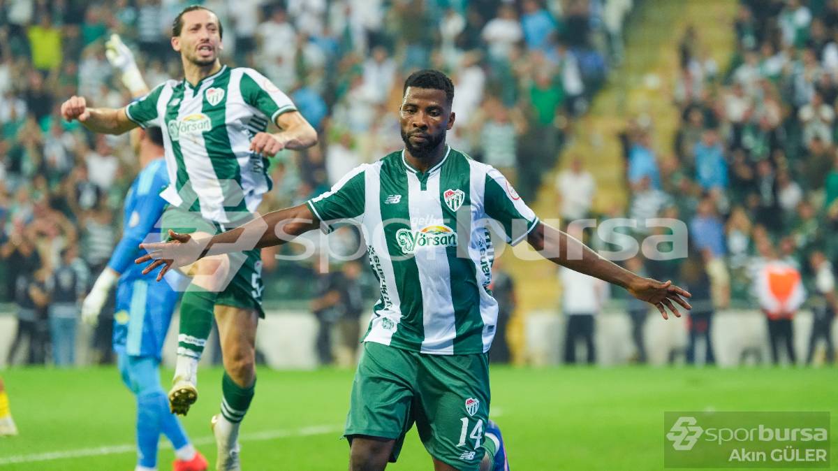 BURSASPOR -  ESENLER EROKSPOR MAÇ FOTOĞRAFLARI