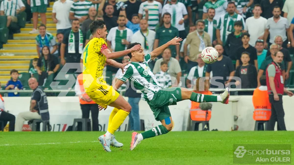 BURSASPOR -  ESENLER EROKSPOR MAÇ FOTOĞRAFLARI