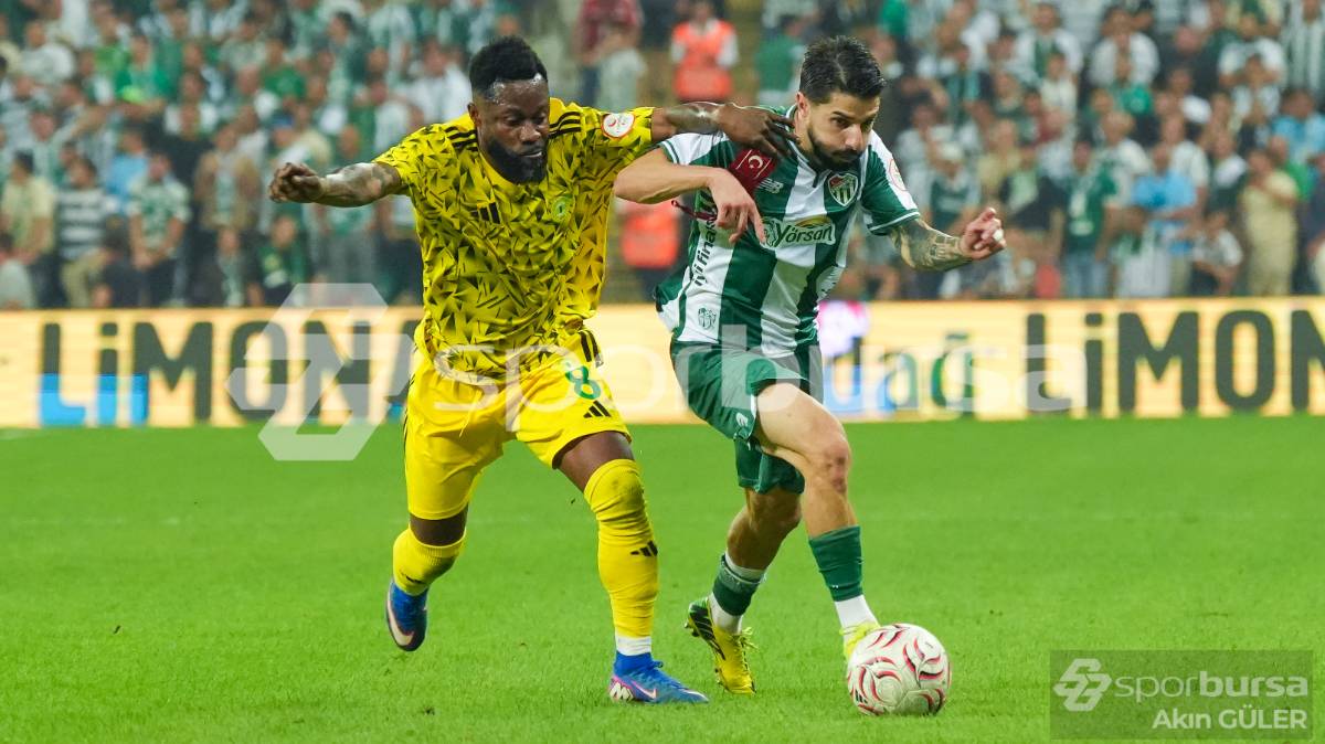 BURSASPOR -  ESENLER EROKSPOR MAÇ FOTOĞRAFLARI