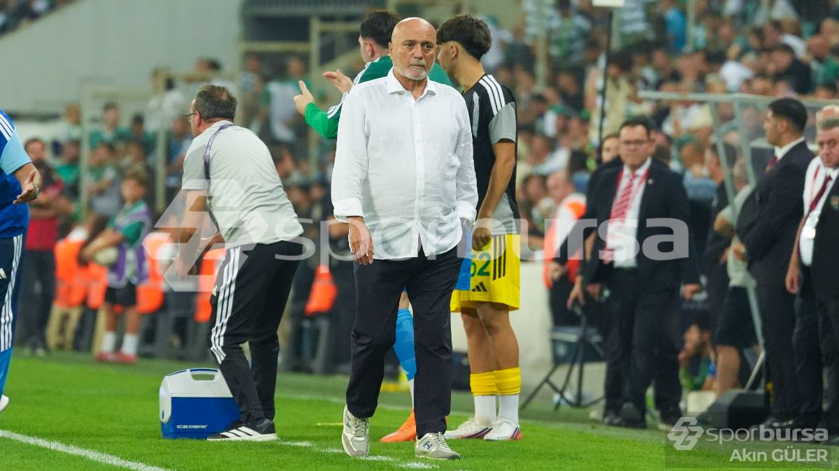BURSASPOR -  ESENLER EROKSPOR MAÇ FOTOĞRAFLARI