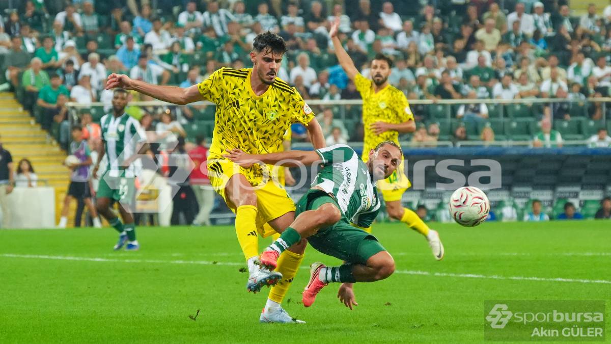 BURSASPOR -  ESENLER EROKSPOR MAÇ FOTOĞRAFLARI