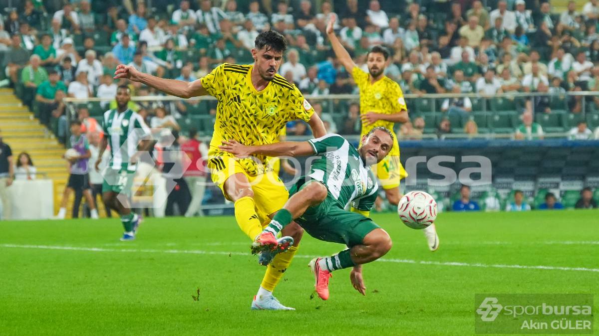 BURSASPOR -  ESENLER EROKSPOR MAÇ FOTOĞRAFLARI