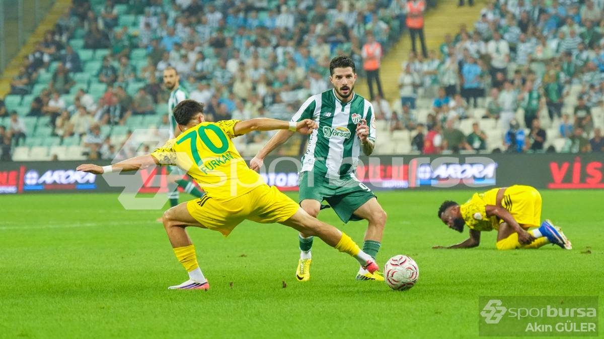 BURSASPOR -  ESENLER EROKSPOR MAÇ FOTOĞRAFLARI