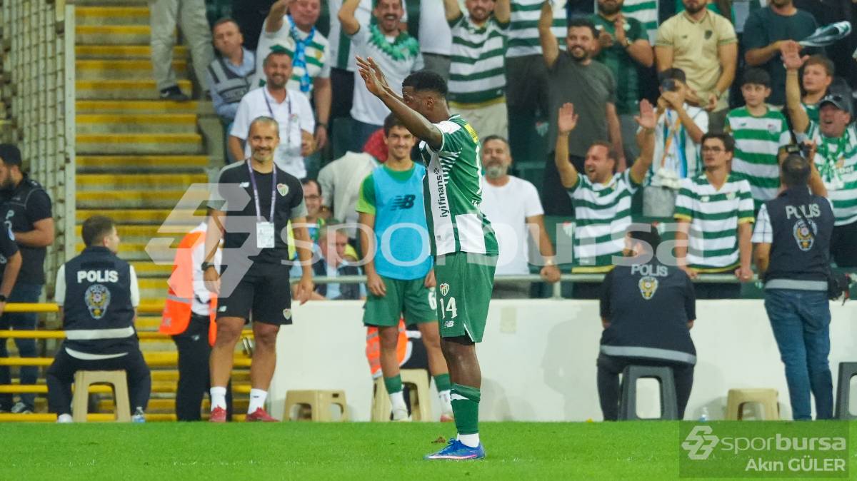 BURSASPOR -  ESENLER EROKSPOR MAÇ FOTOĞRAFLARI
