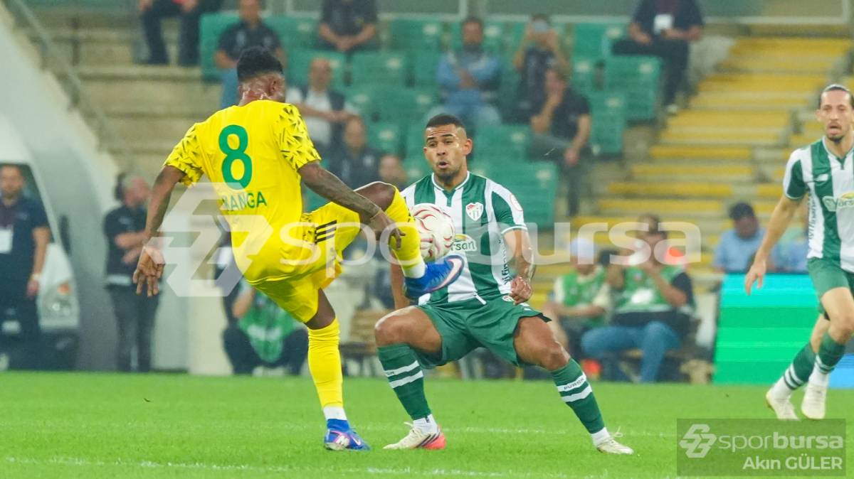 BURSASPOR -  ESENLER EROKSPOR MAÇ FOTOĞRAFLARI