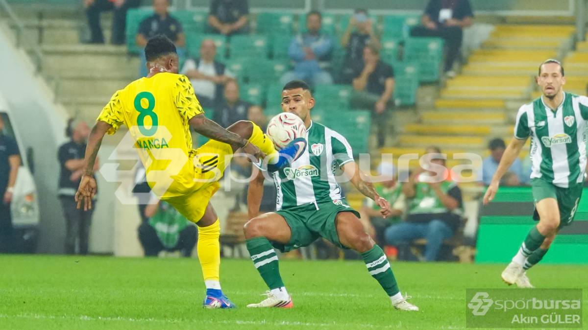 BURSASPOR -  ESENLER EROKSPOR MAÇ FOTOĞRAFLARI