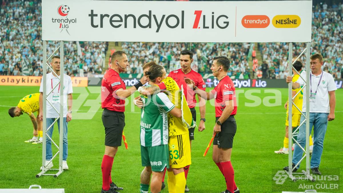 BURSASPOR -  ESENLER EROKSPOR MAÇ FOTOĞRAFLARI