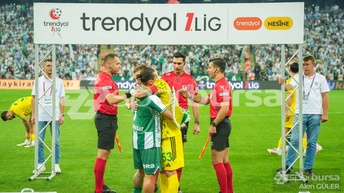 BURSASPOR -  ESENLER EROKSPOR MAÇ FOTOĞRAFLARI