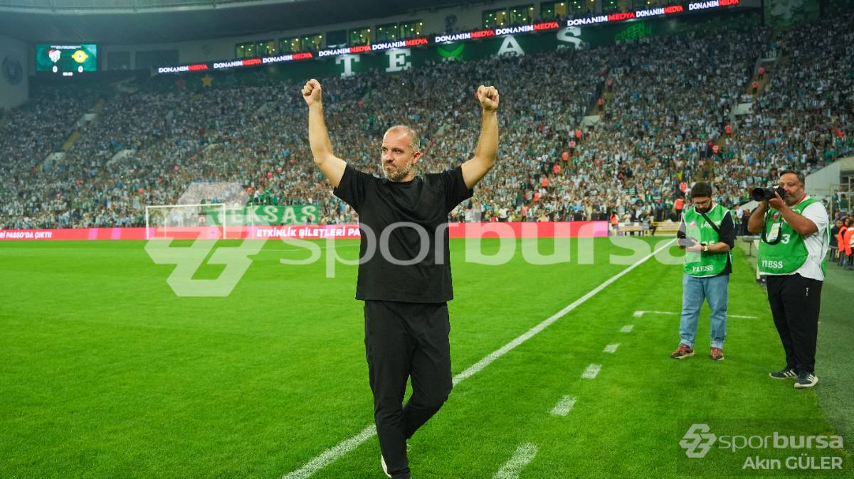 BURSASPOR -  ESENLER EROKSPOR MAÇ FOTOĞRAFLARI