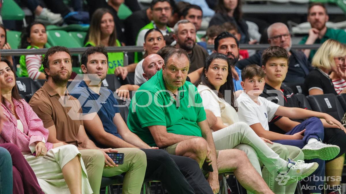TOFAŞ - PİZZABULLS BORDO BANDIRMA MAÇI FOTOĞRAFLARI