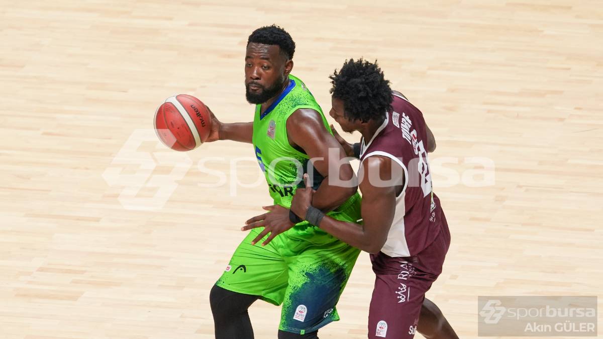 TOFAŞ - PİZZABULLS BORDO BANDIRMA MAÇI FOTOĞRAFLARI