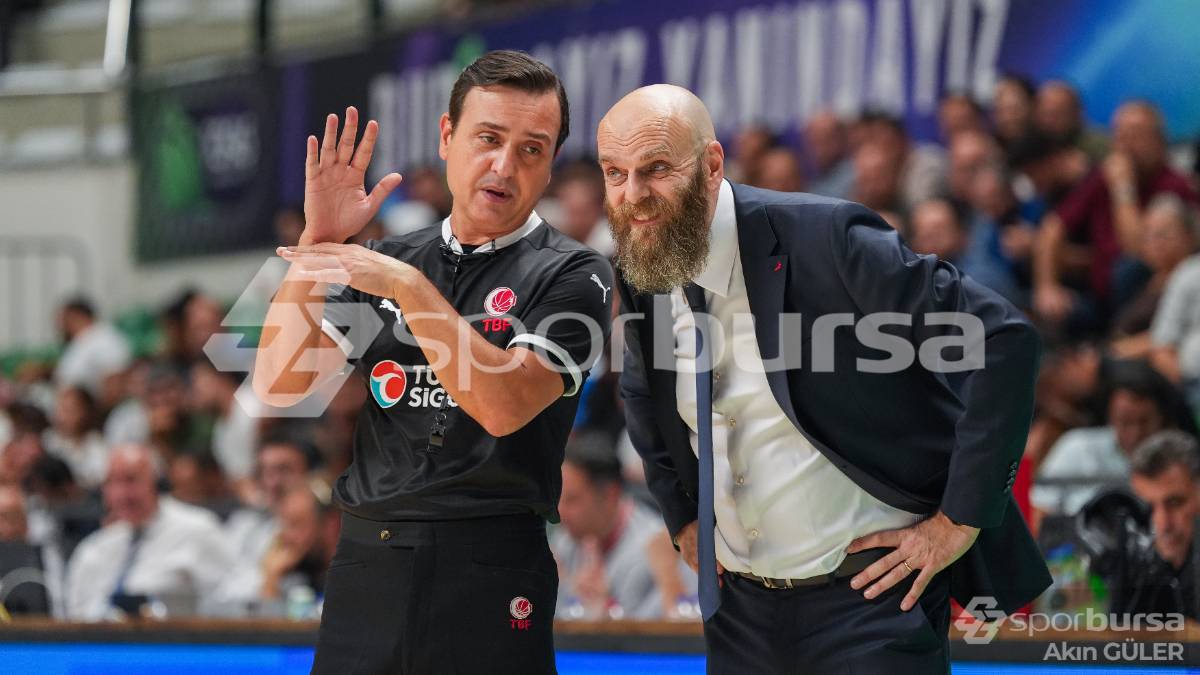 TOFAŞ - PİZZABULLS BORDO BANDIRMA MAÇI FOTOĞRAFLARI