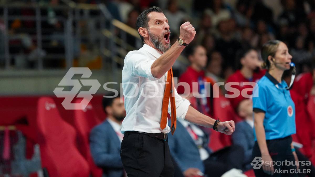 NİLÜFER BELEDİYESPOR EKER - ECZACIBAŞI PERON MAÇI FOTOĞRAFLARI