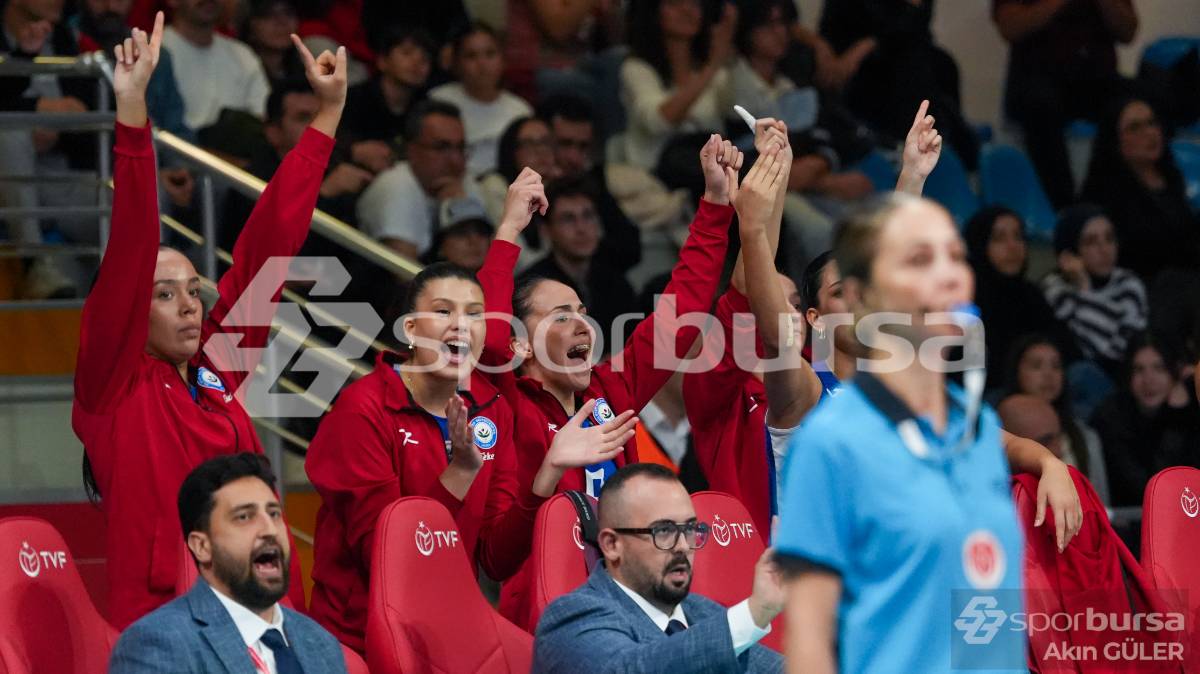 NİLÜFER BELEDİYESPOR EKER - ECZACIBAŞI PERON MAÇI FOTOĞRAFLARI