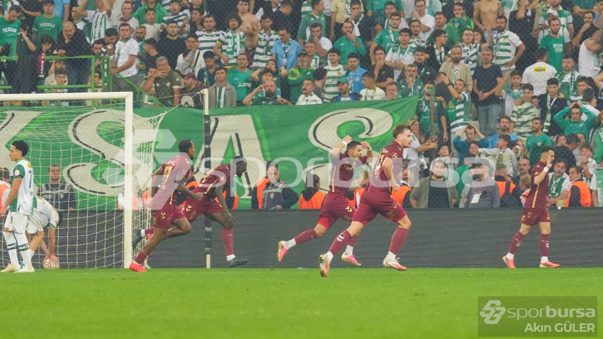 BURSASPOR - MARDIN 1969 MAÇI FOTOĞRAFLARI