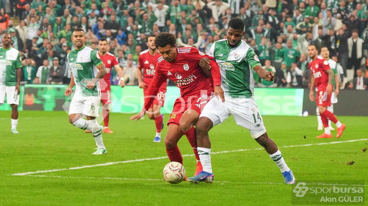 BURSASPOR - PENDİKSPOR MAÇI FOTOĞRAFLARI