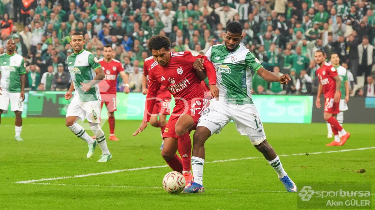 BURSASPOR - PENDİKSPOR MAÇI FOTOĞRAFLARI