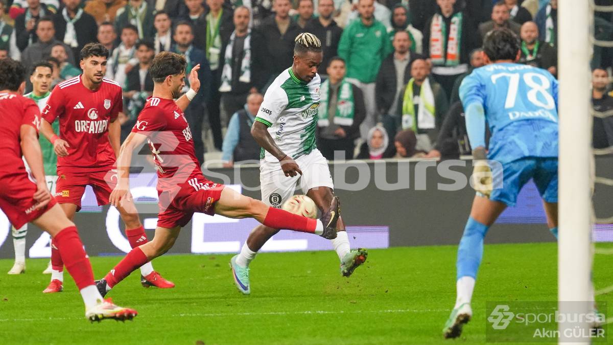 BURSASPOR - PENDİKSPOR MAÇI FOTOĞRAFLARI