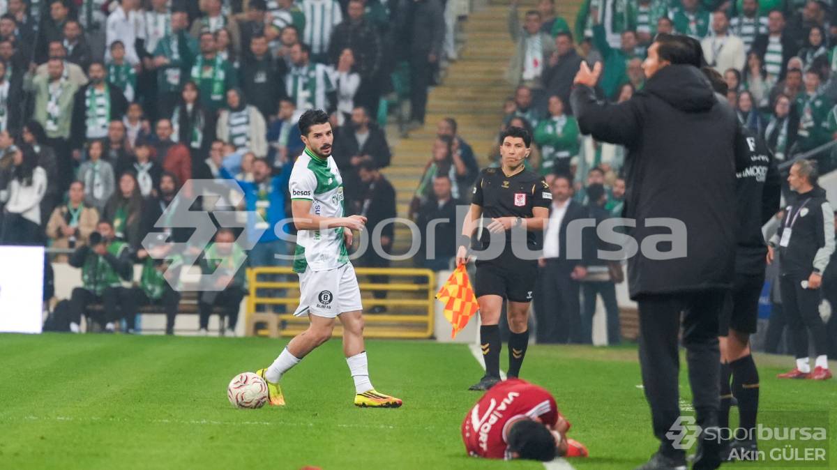 BURSASPOR - PENDİKSPOR MAÇI FOTOĞRAFLARI