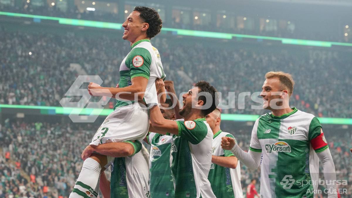 BURSASPOR - PENDİKSPOR MAÇI FOTOĞRAFLARI