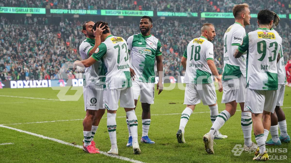 BURSASPOR - PENDİKSPOR MAÇI FOTOĞRAFLARI