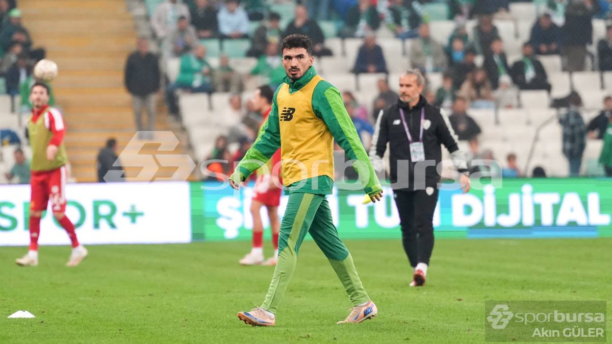 BURSASPOR - PENDİKSPOR MAÇI FOTOĞRAFLARI