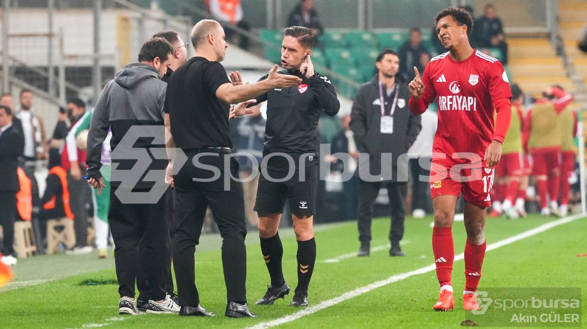 BURSASPOR - PENDİKSPOR MAÇI FOTOĞRAFLARI