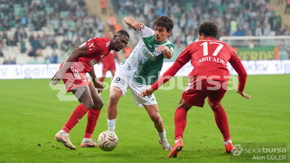 BURSASPOR - PENDİKSPOR MAÇI FOTOĞRAFLARI
