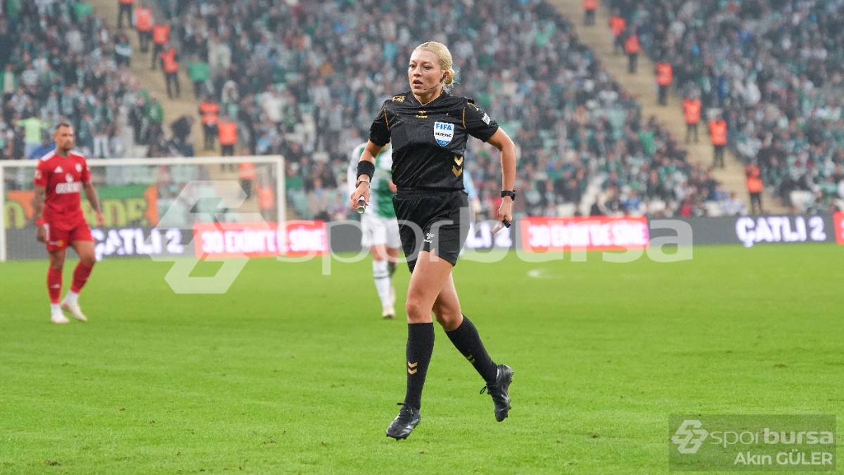 BURSASPOR - PENDİKSPOR MAÇI FOTOĞRAFLARI