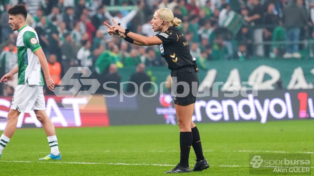BURSASPOR - PENDİKSPOR MAÇI FOTOĞRAFLARI